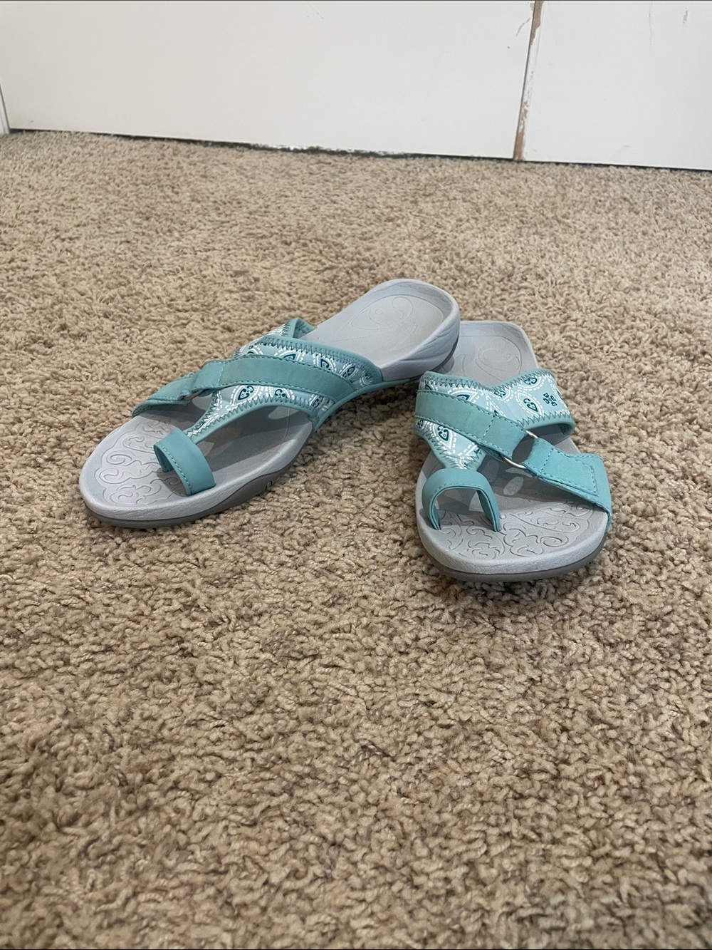 Columbia Aqua Blue Kids Women’s Slide Sandals